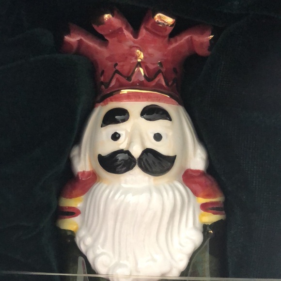 CLASSIC TRADITIONS • 2 CERAMIC TAPER CANDLE HOLDERS • 24K GOLD ACCENTS • NWT - Picture 5 of 8